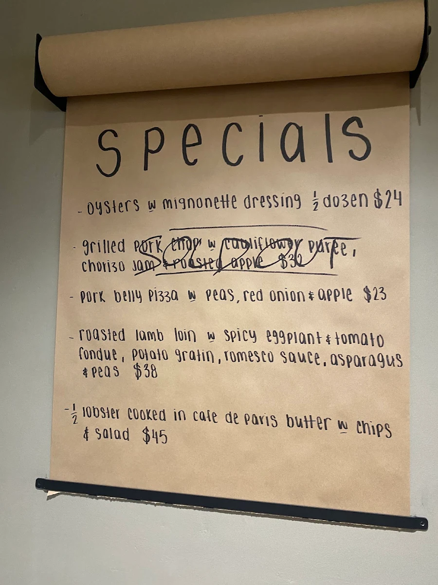 Menu, Mittagong Hotel
