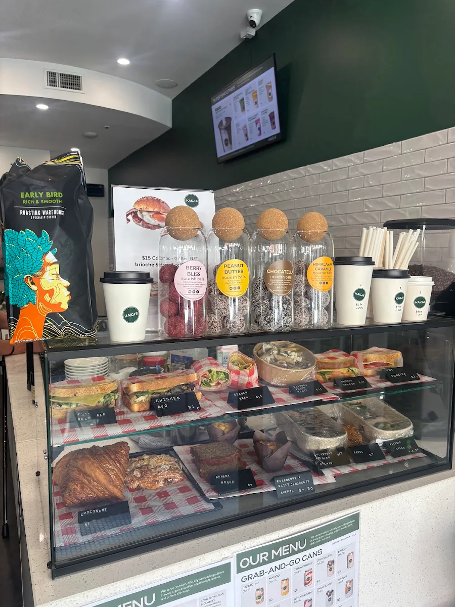 Vibe, Kaichi Smoothie Bar