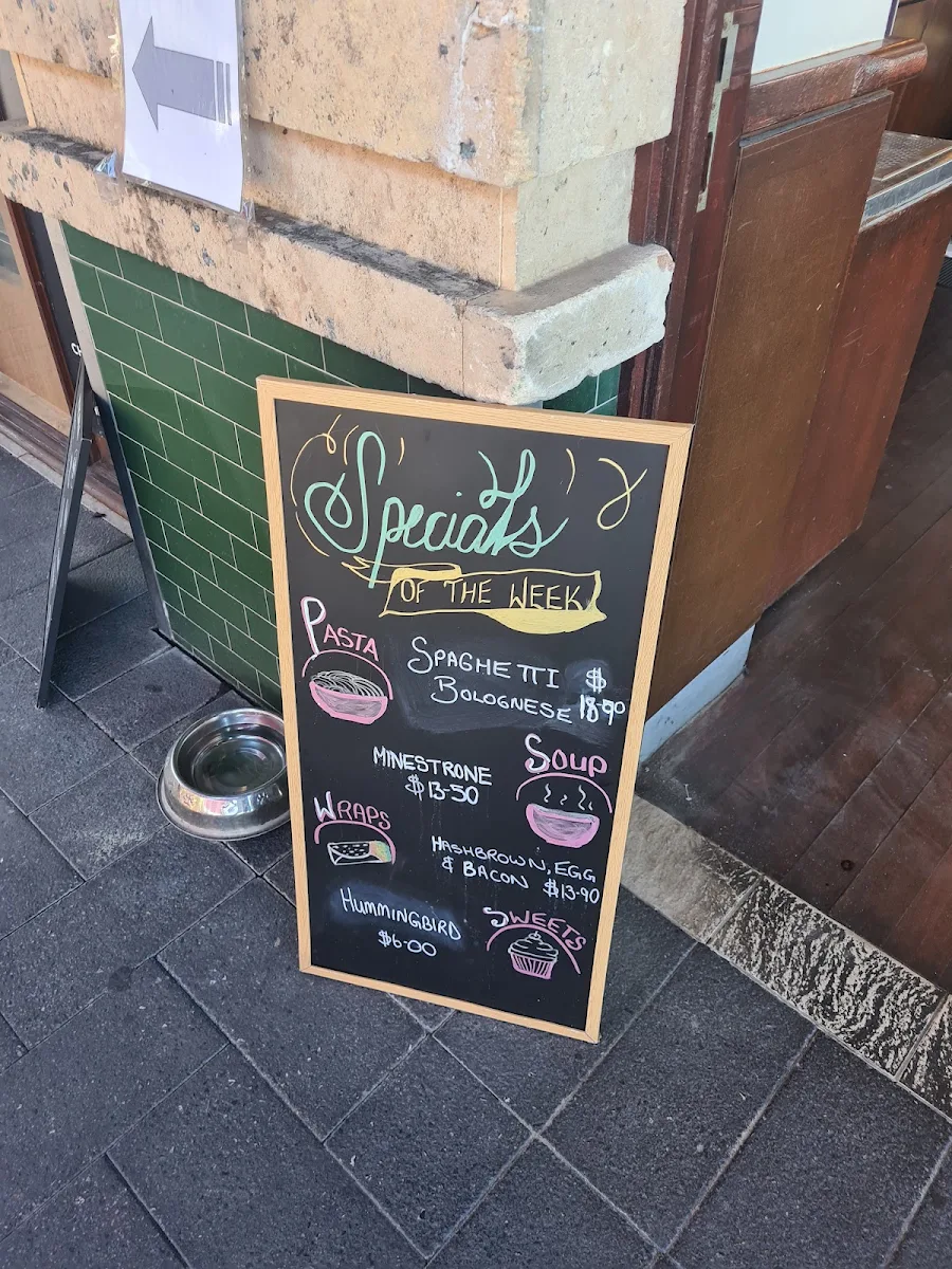 Menu, Café Café