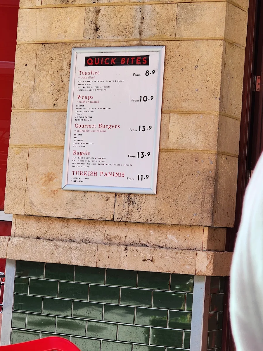 Menu, Café Café
