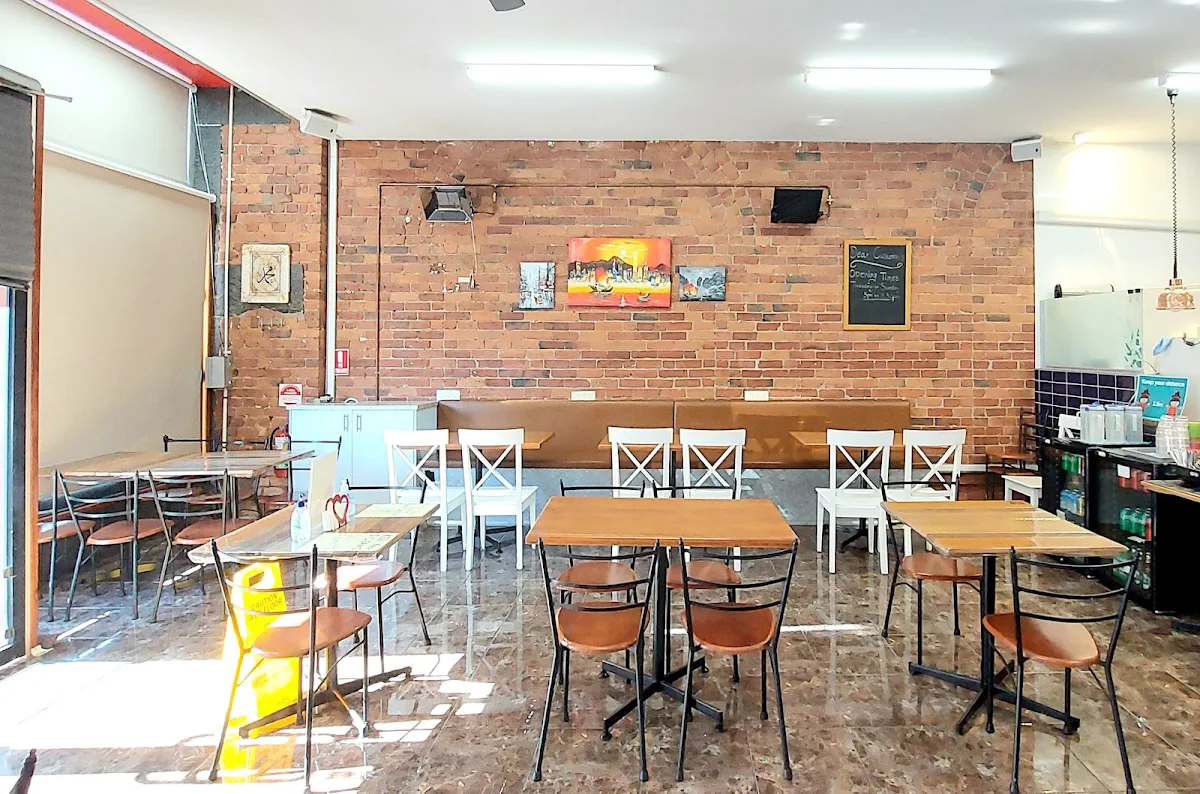Vibe, Mama Wong's Kitchen