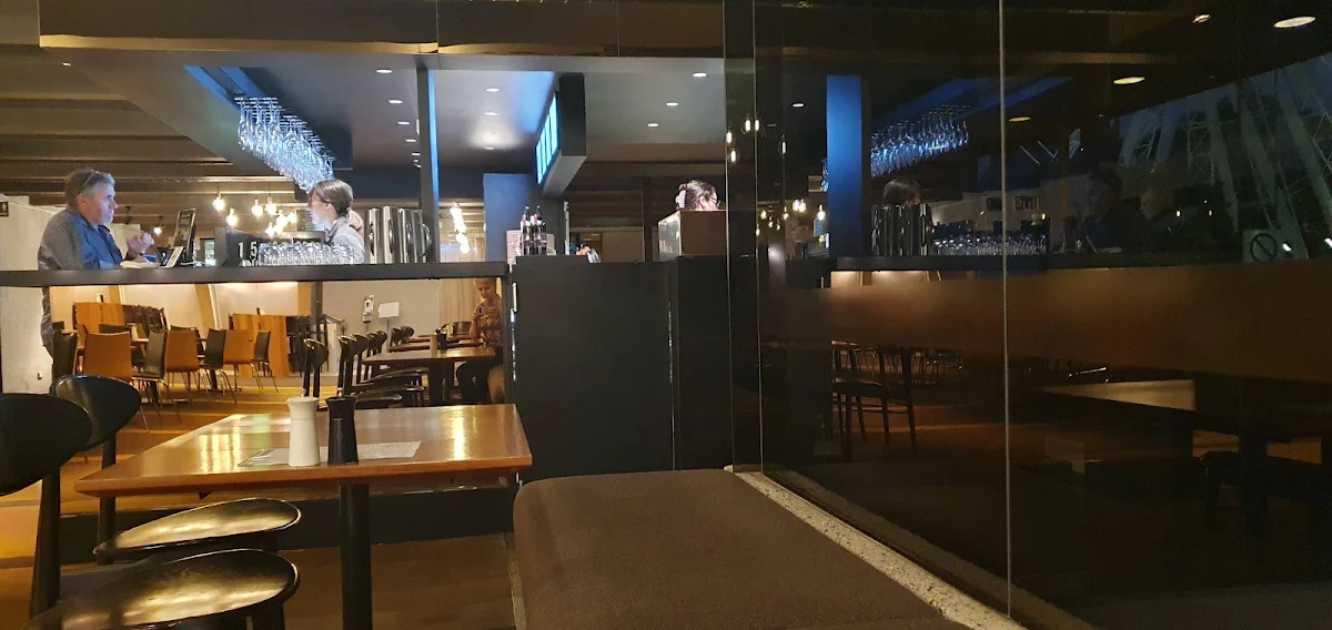Vibe, Russell Street Wine Bar