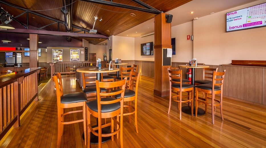 Vibe, Smithfield Tavern