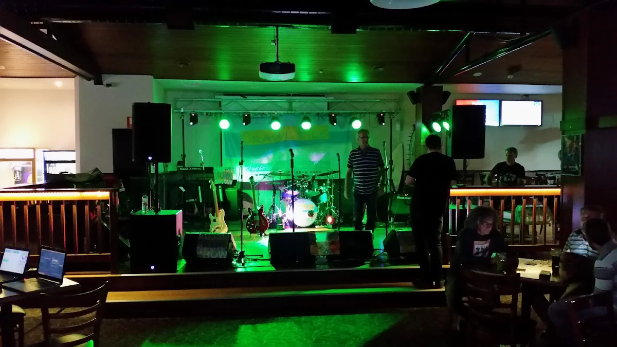 Vibe, Smithfield Tavern