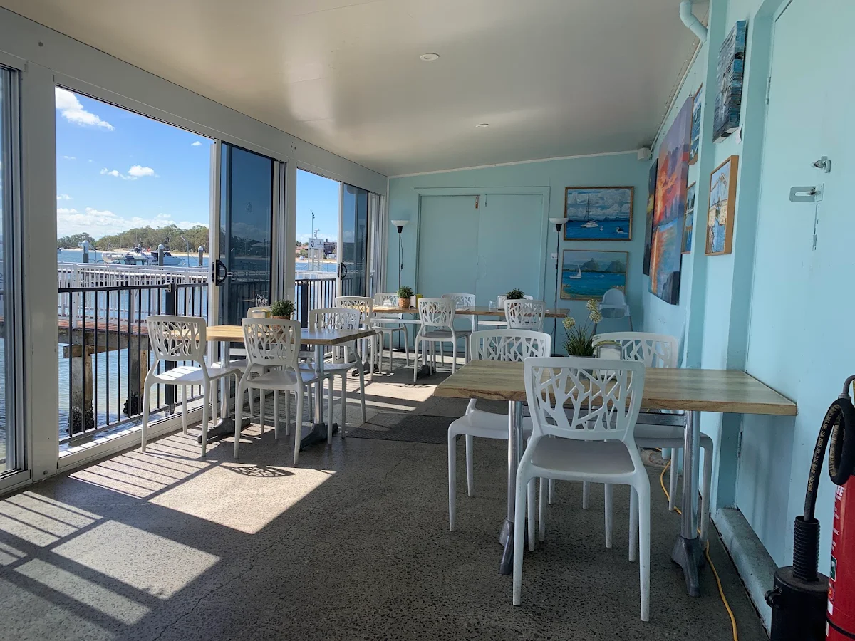 Vibe, Sylvan Beach Seafood Cafe