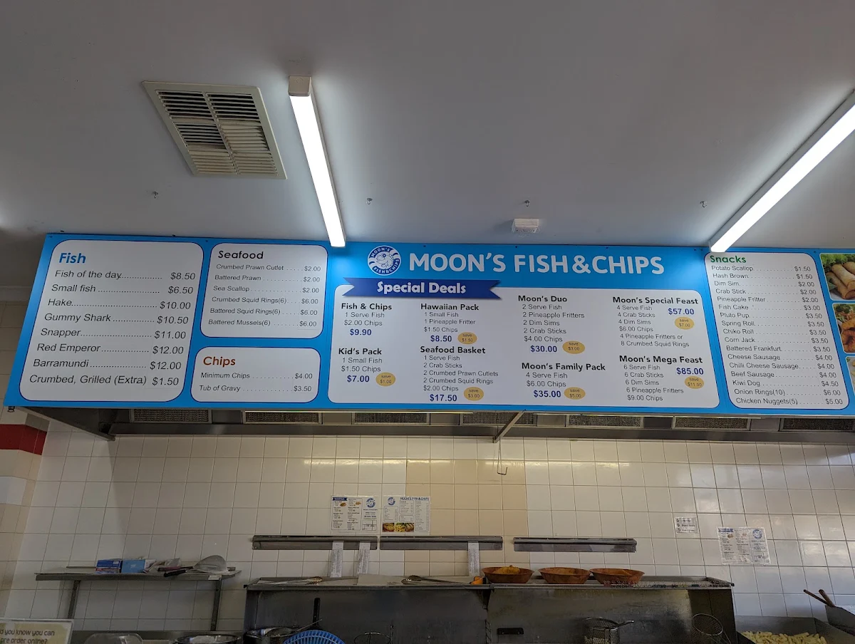 Menu, Moon's Fish & Chips