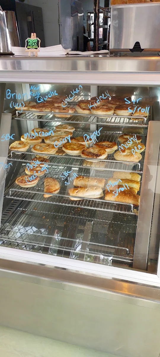 Vibe, M1 Bakery & Cafe