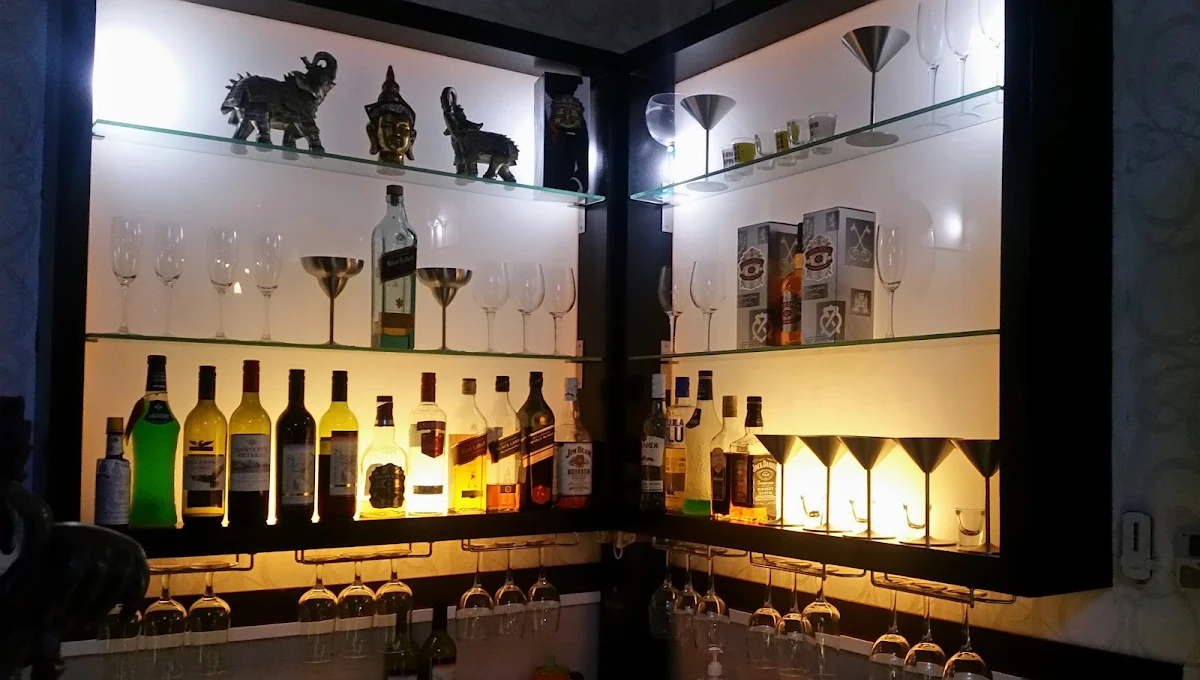 Vibe, Clove Chill And Grill Indian Restaurant
