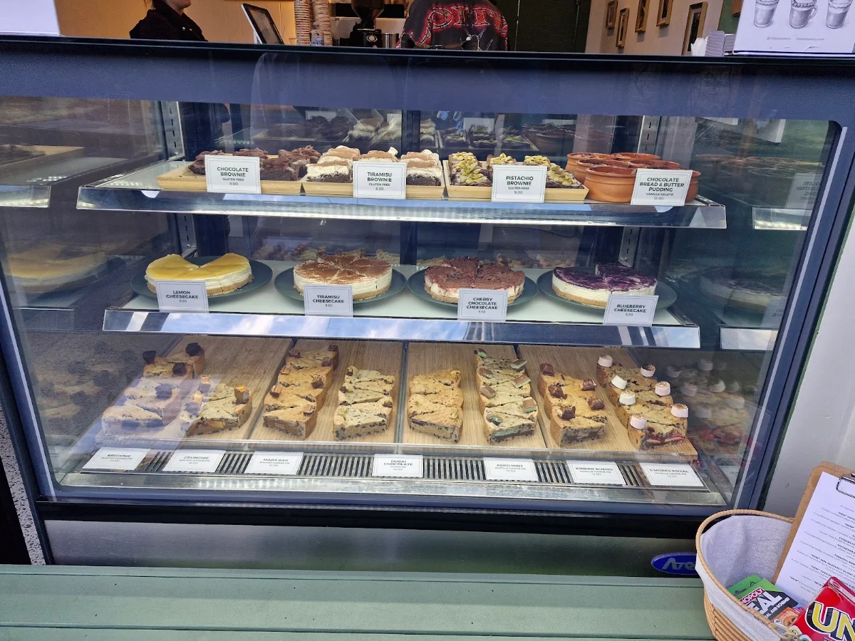 Vibe, 13 Bees Bakery
