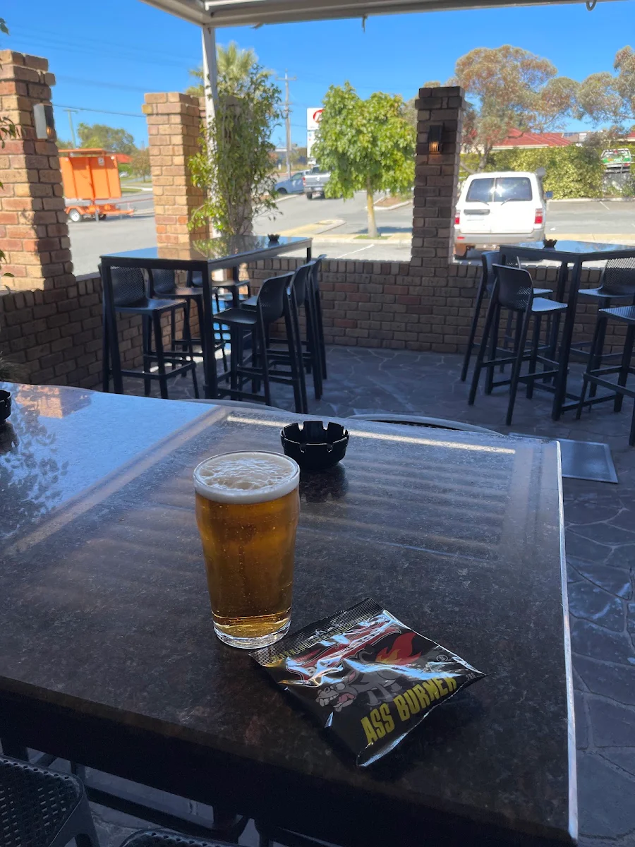 Vibe, Craigie Tavern