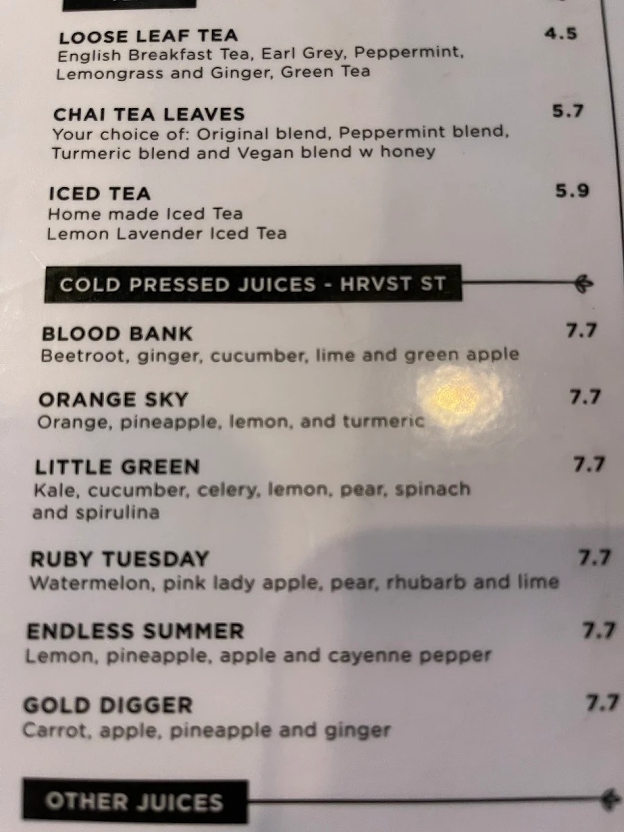 Menu, Artie & Mai