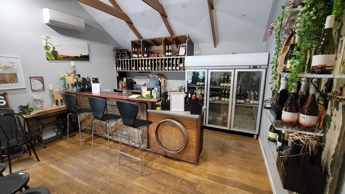 Vibe, Arundel Farm Estate