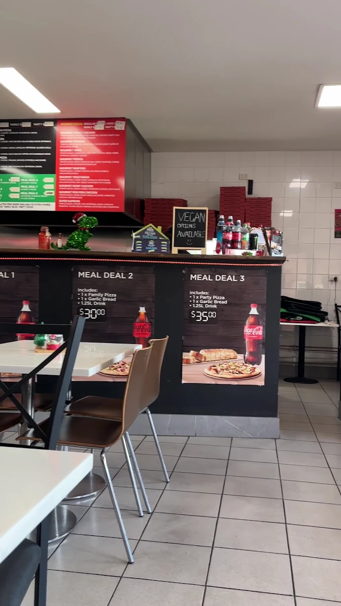 Menu, Pienza pizzeria