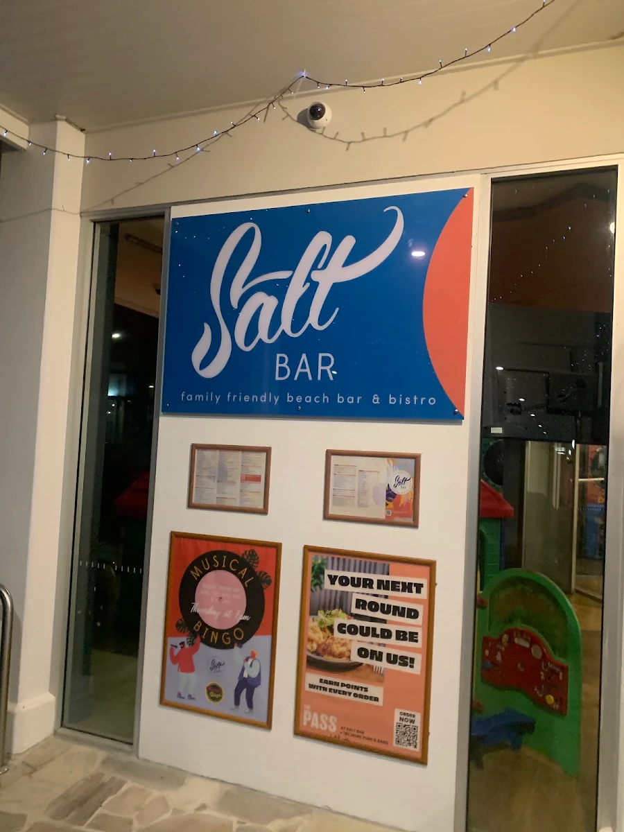 Menu, Salt Bar & Bistro