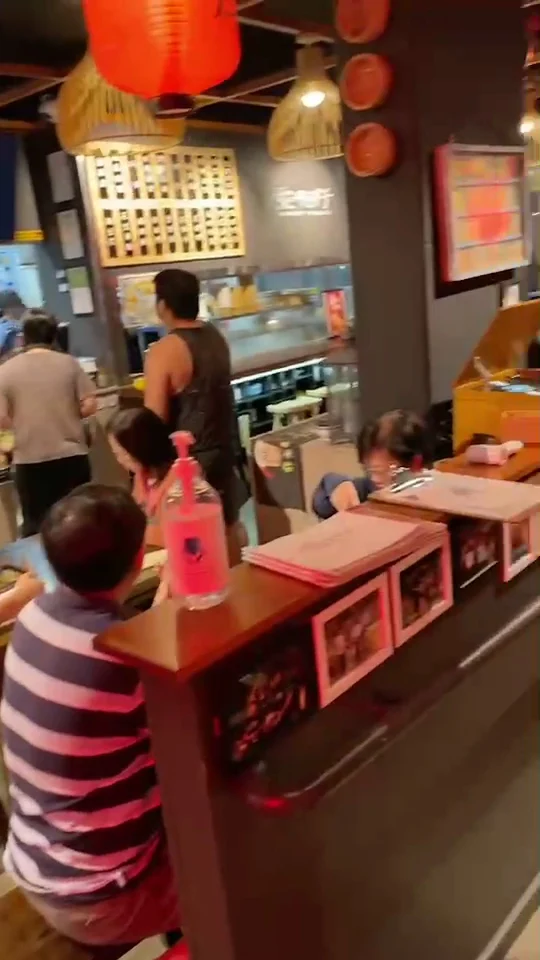 Vibe, Hungry Paulie 愛呷囝仔
