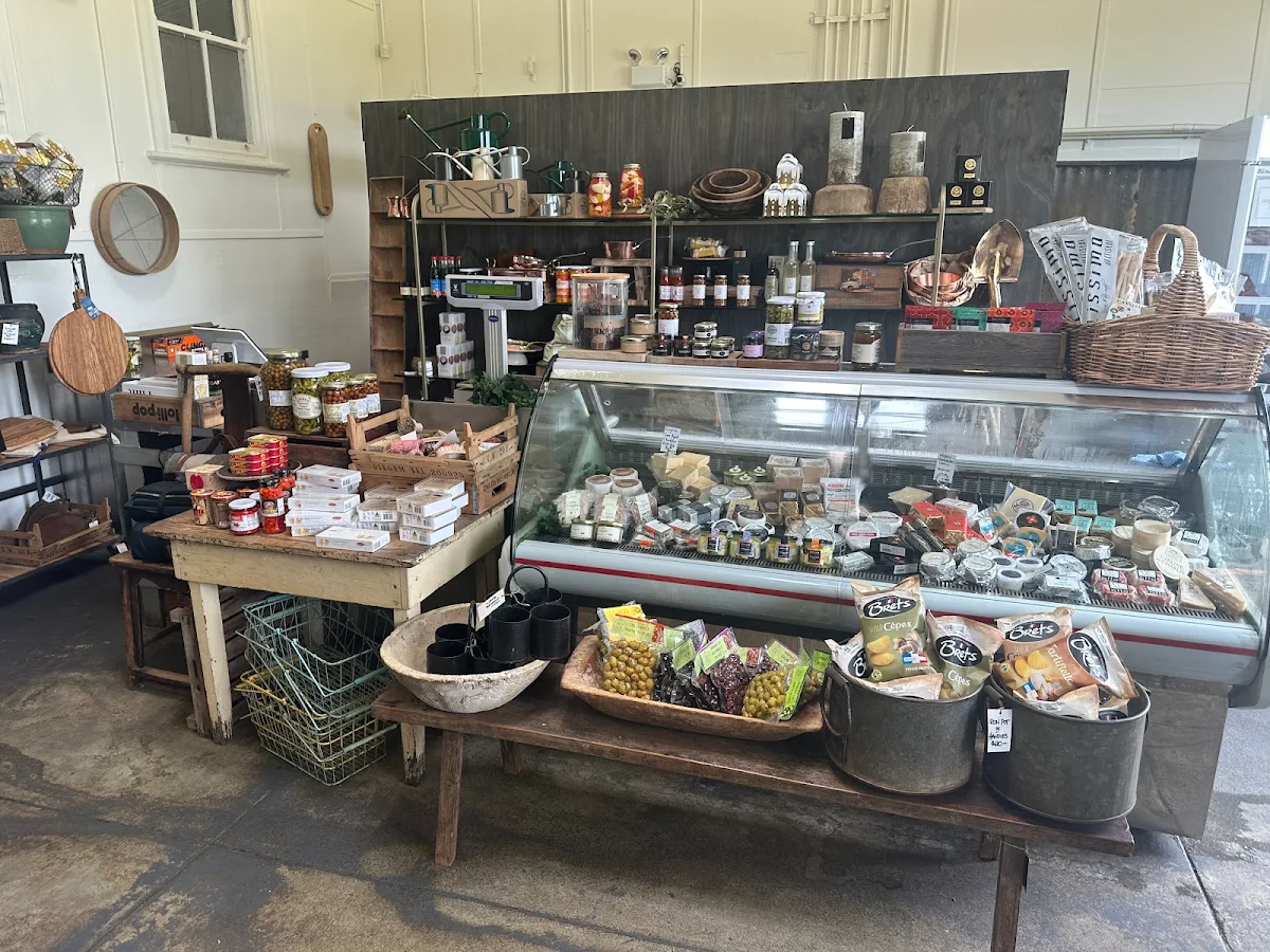 Vibe, Robertson Cheese Factory