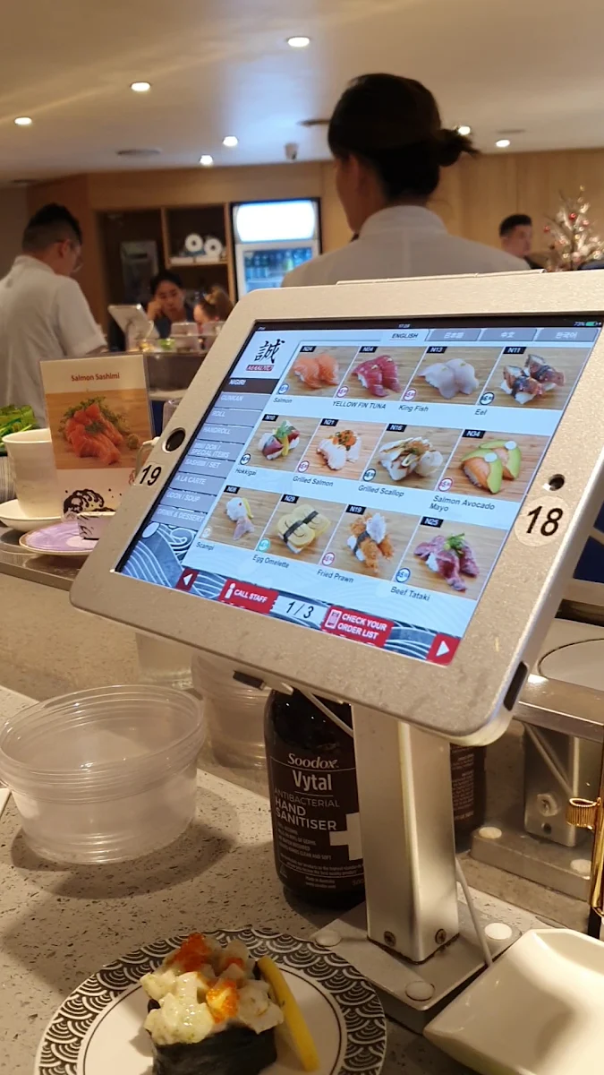 Food & drink, Makoto Sushi Bar
