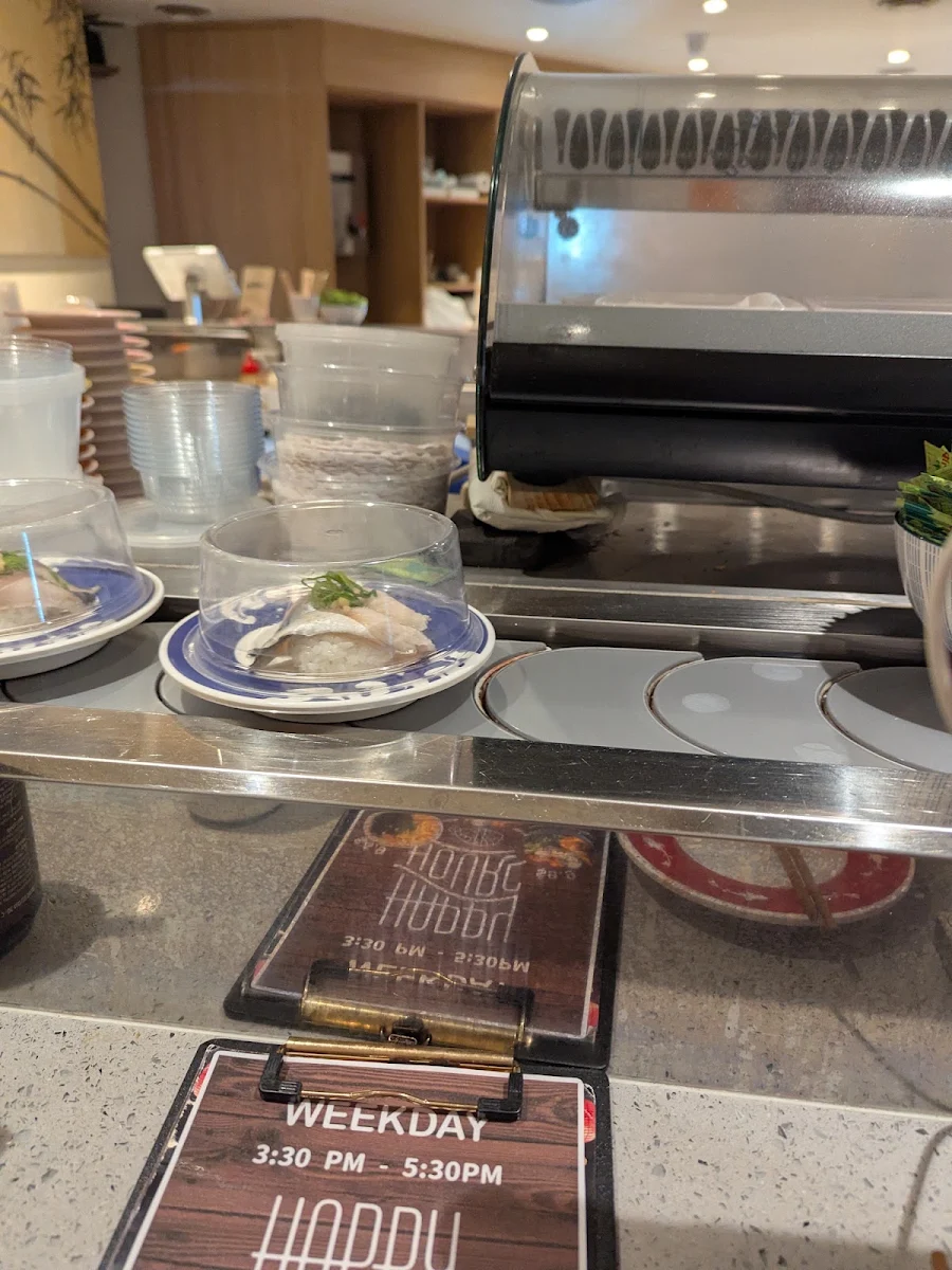 Food & drink, Makoto Sushi Bar