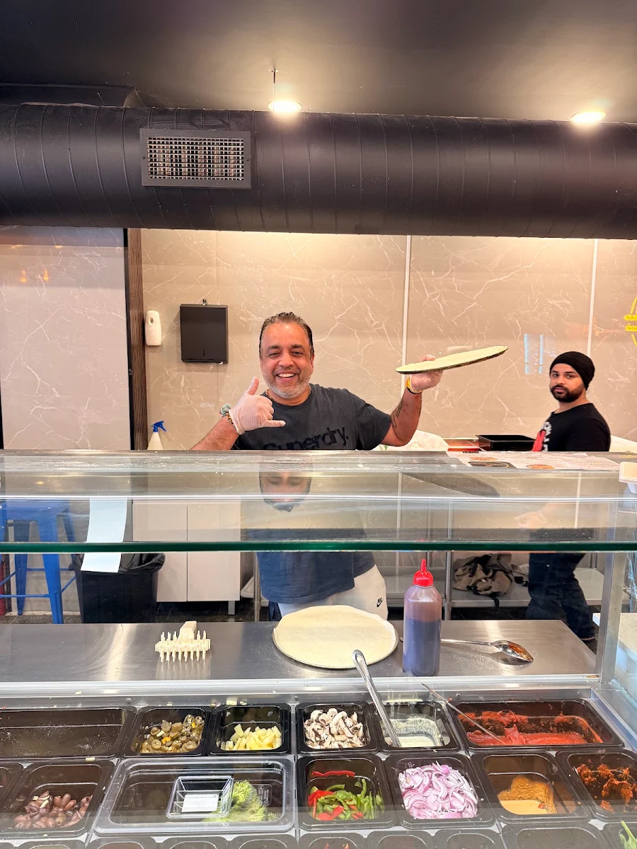 Vibe, AL AMORE PIZZERIA ST MARYS