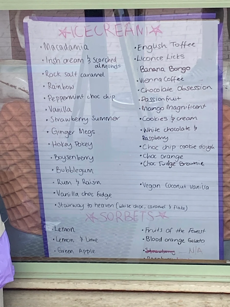 Menu, Coolas Icecreamery