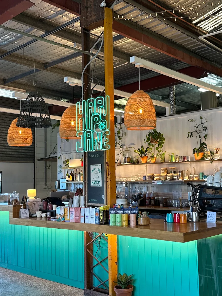 Vibe, Happy Jane Cafe
