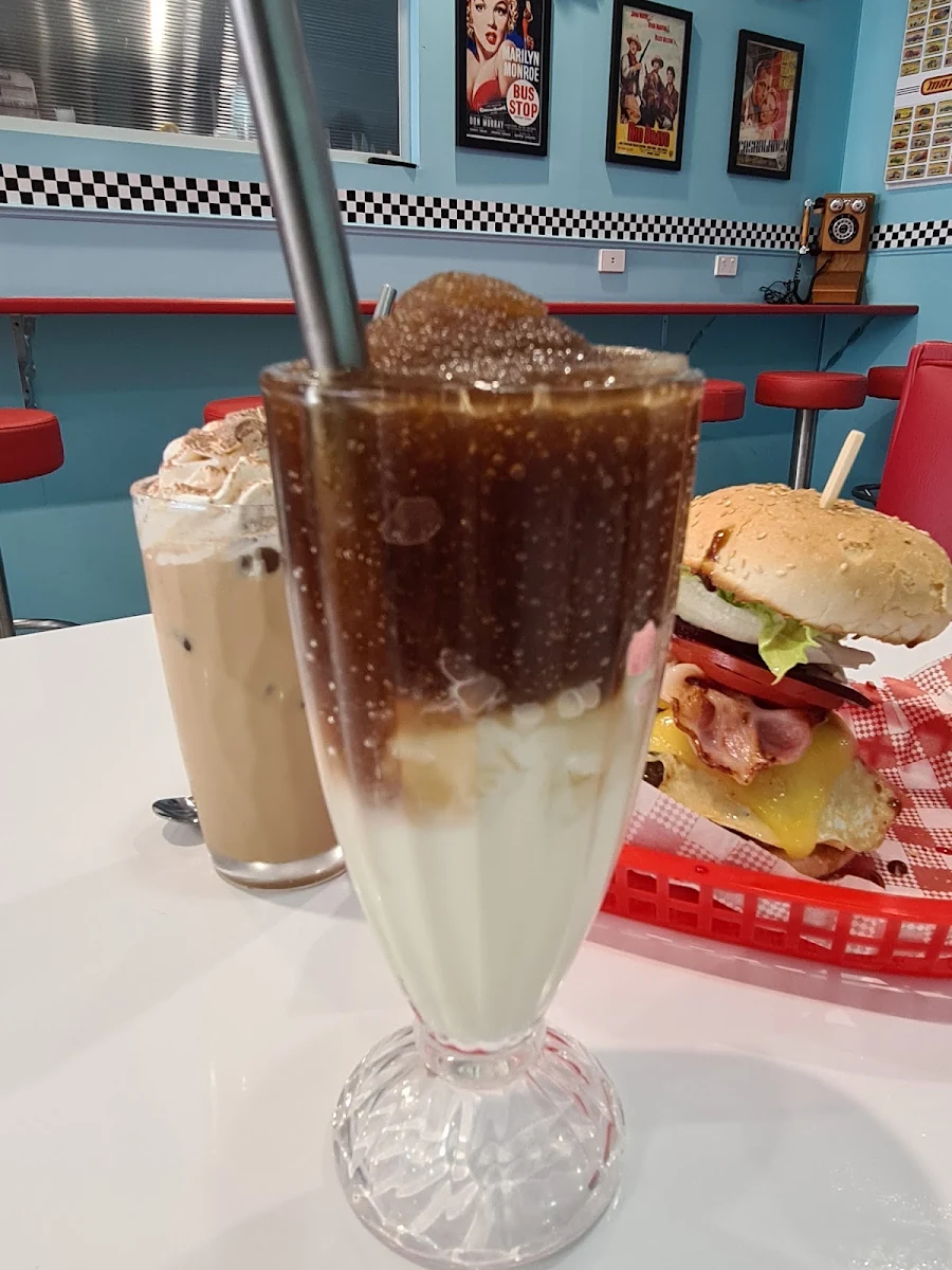 Food & drink, Metro Diner Taree