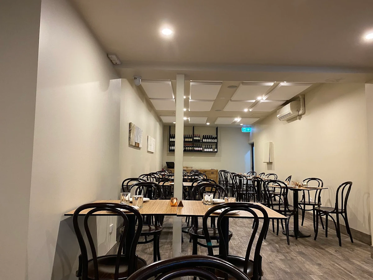 Vibe, Riskalah's Italian Restaurant
