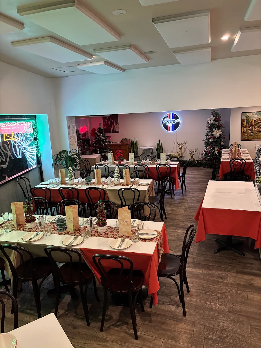 Vibe, Riskalah's Italian Restaurant