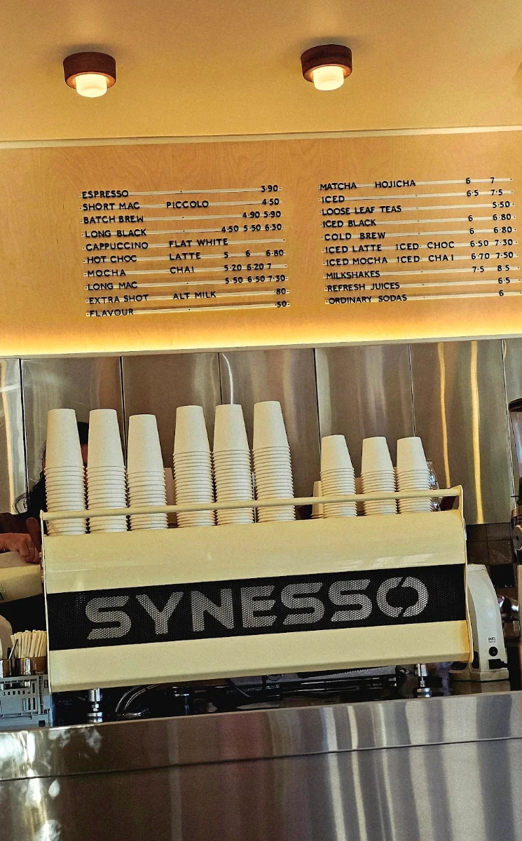 Menu, JUNI Cafe