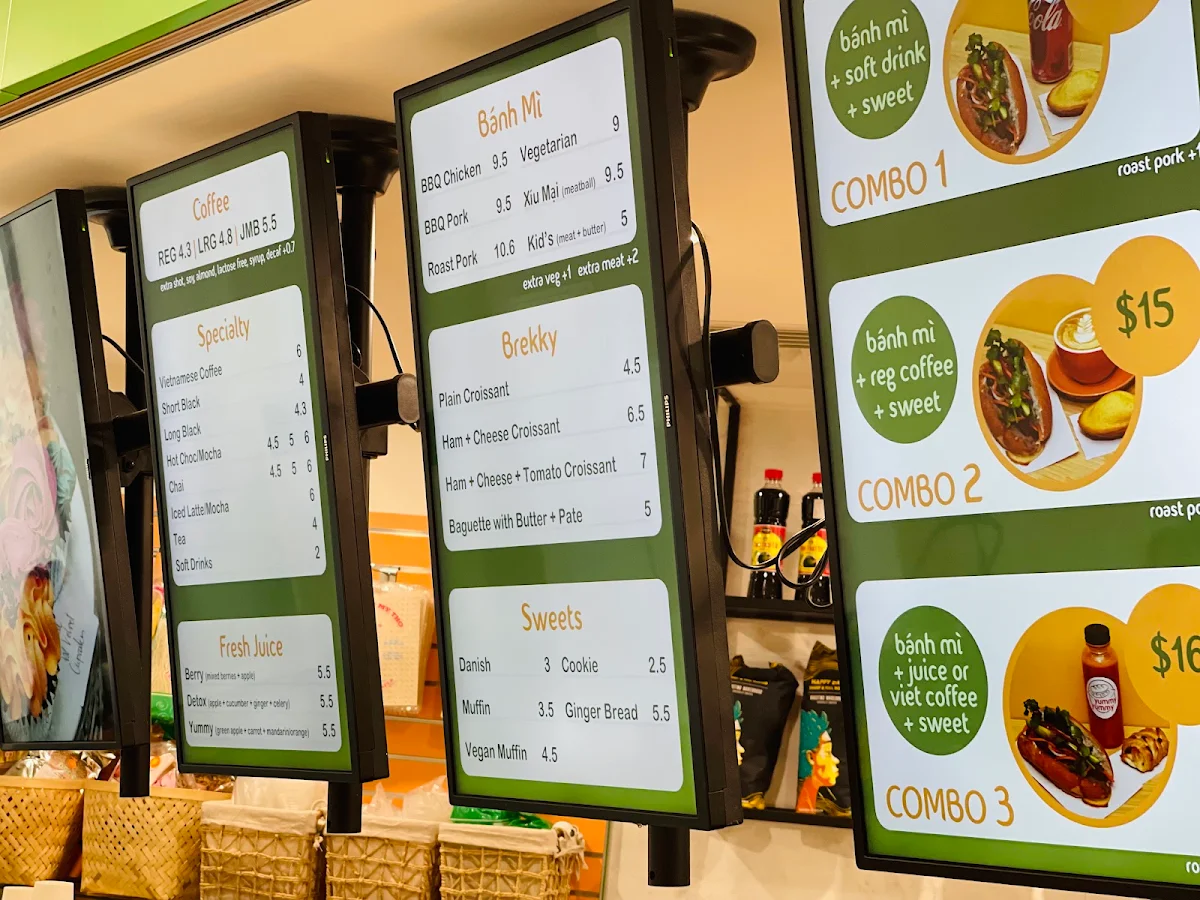Menu, Banh Mi Yummy Yummy