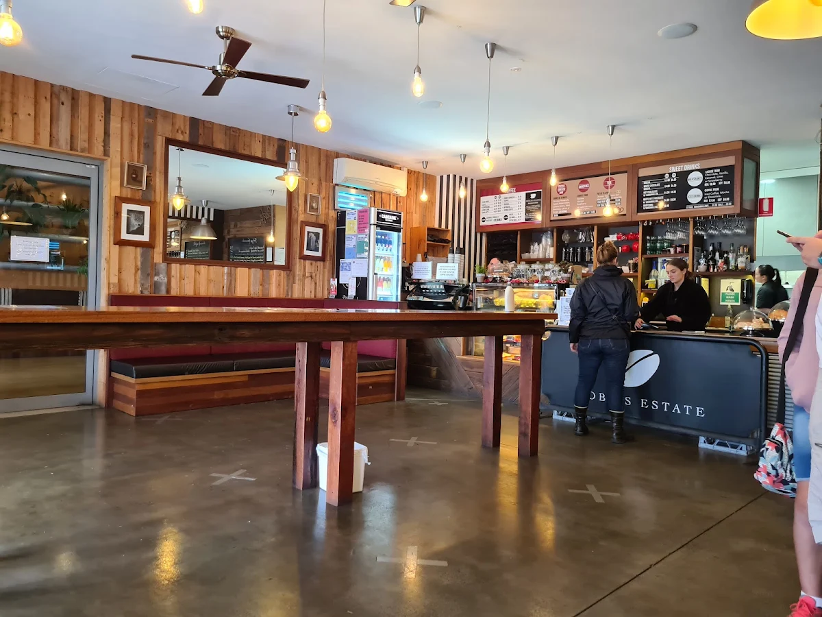 Vibe, Elevation Cafe