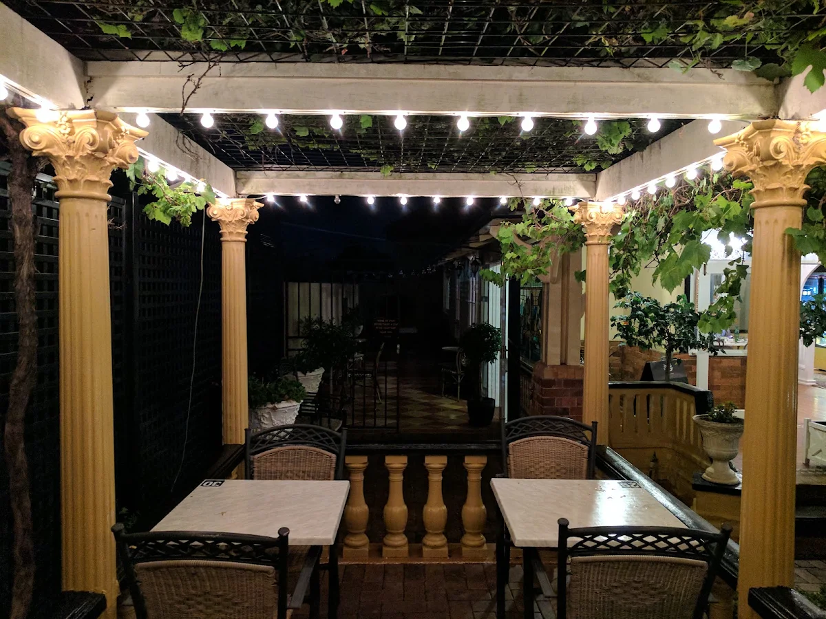 Vibe, Cafe Valetta