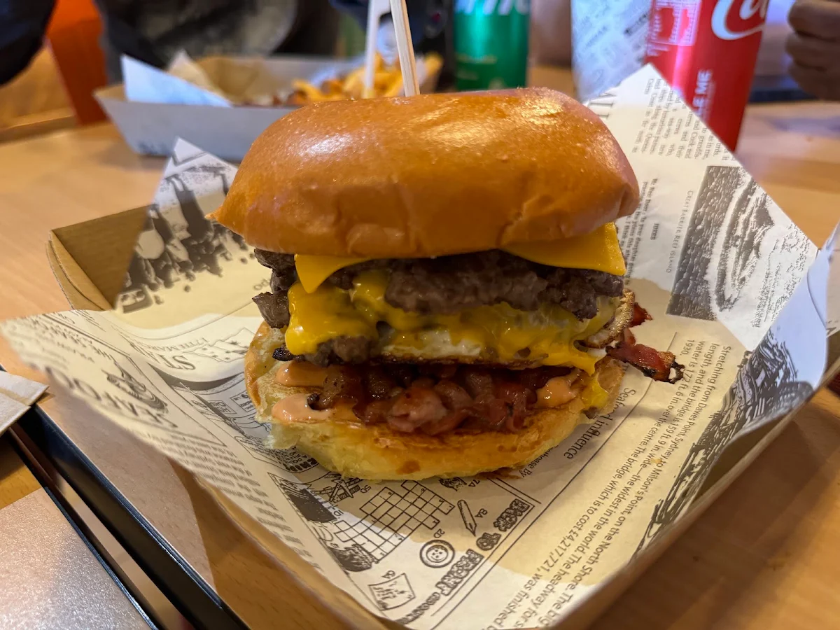 Food & drink, Smokey Bundits