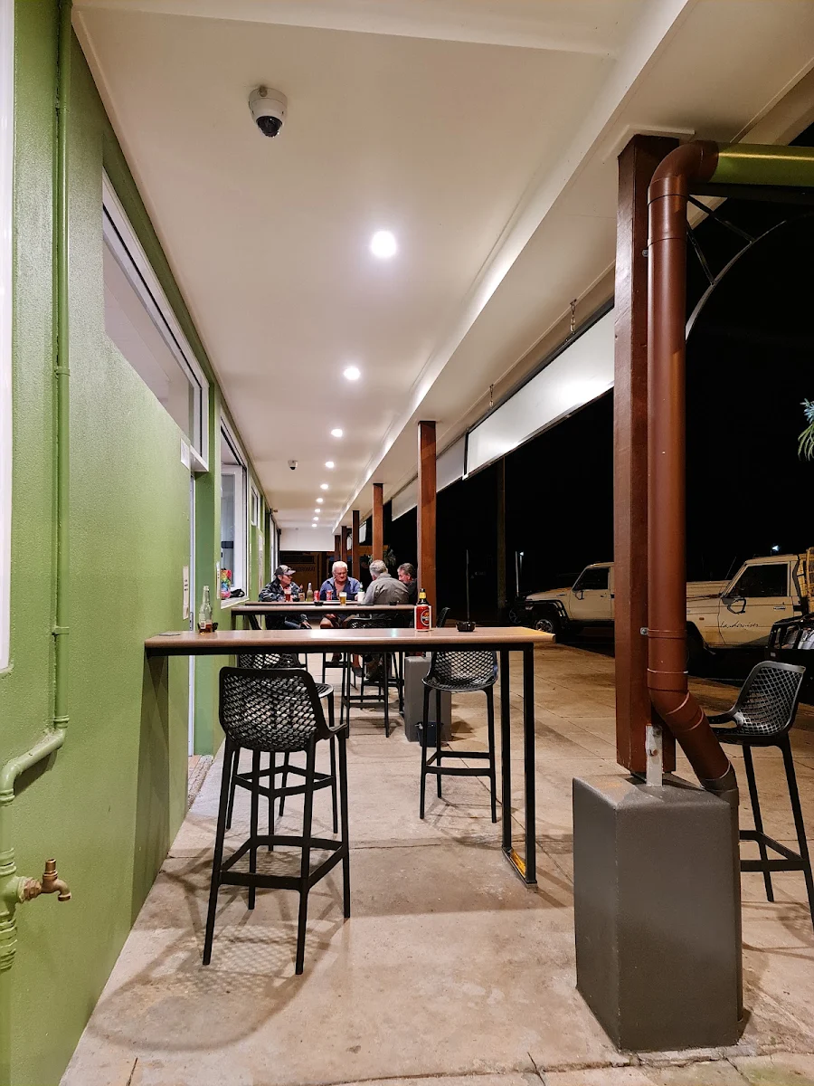 Vibe, Junction Hotel Dimbulah