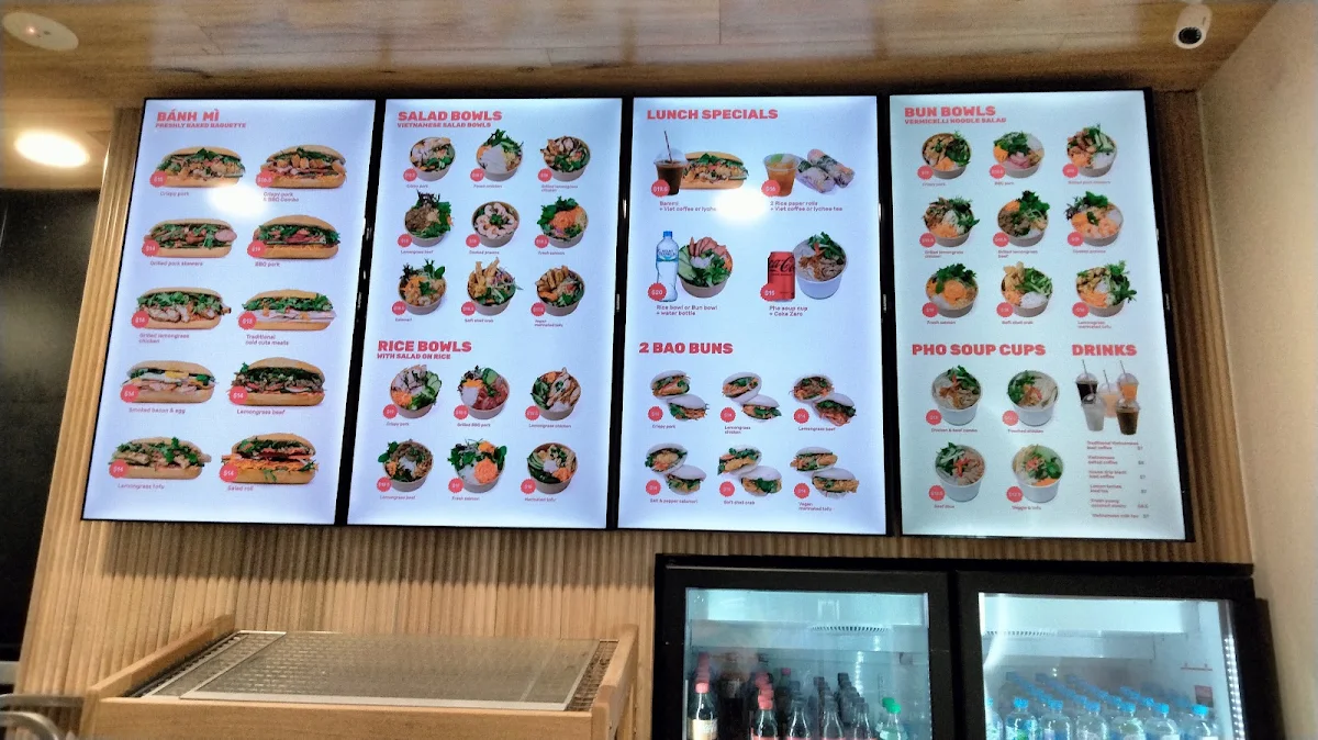 Menu, Bammi Lonsdale