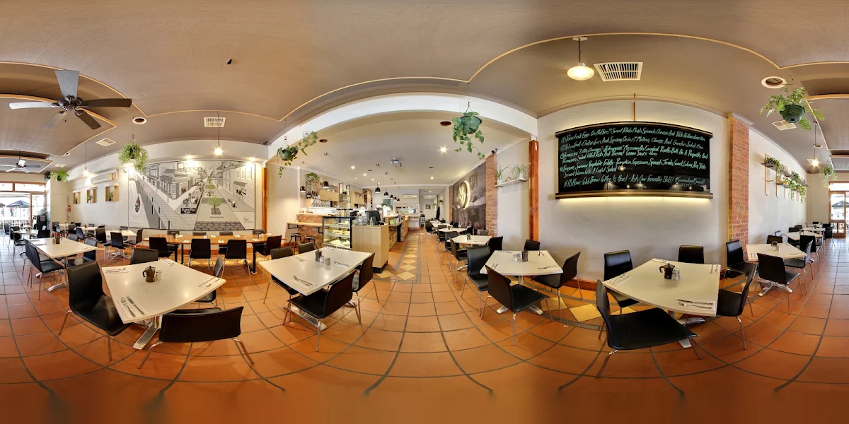 Vibe, Lemon Tree Cafe