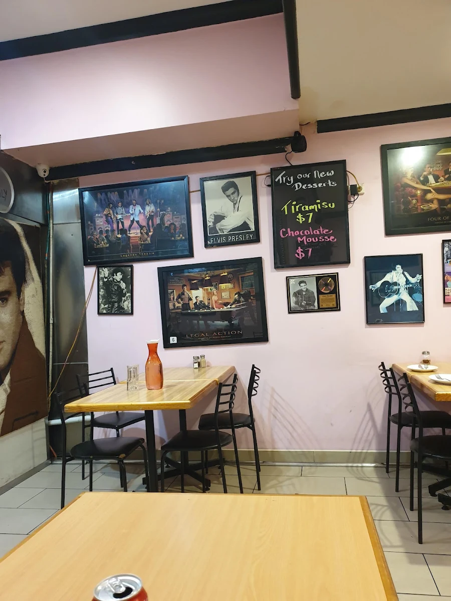 Vibe, Jailhouse Rock Pizza