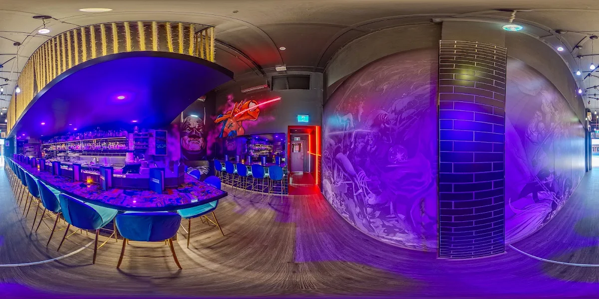 Vibe, 1st Edition Bar (Interactive Cocktail lounge and dining)