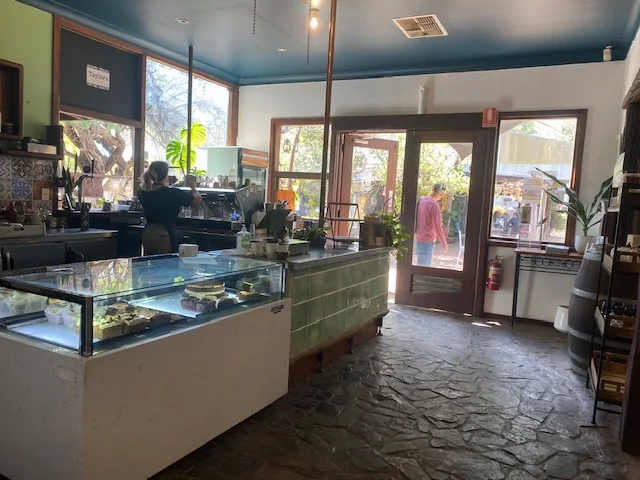 Vibe, Taylors In The Valley