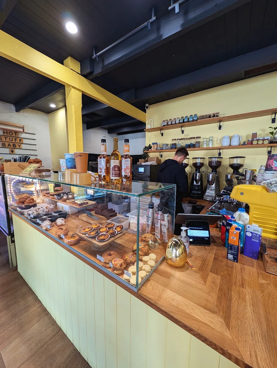 Vibe, Little Birdy Bakery