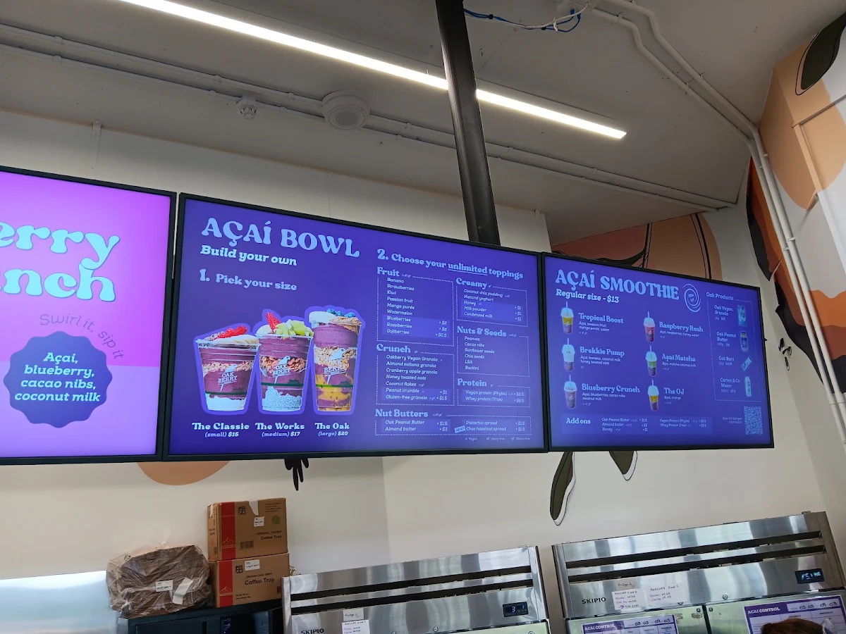 Menu, Oakberry Acai Cairns