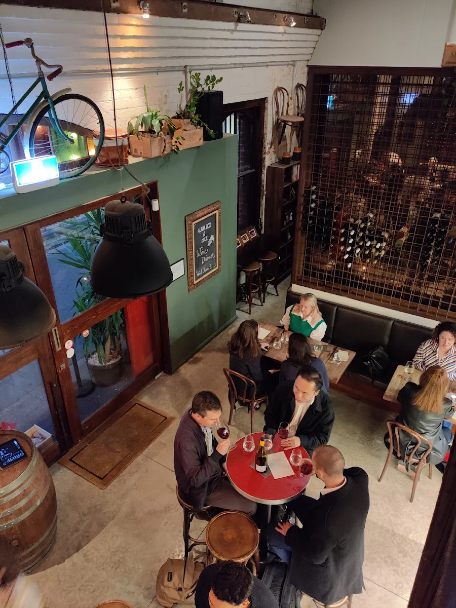 Vibe, Myrtle Wine Bar