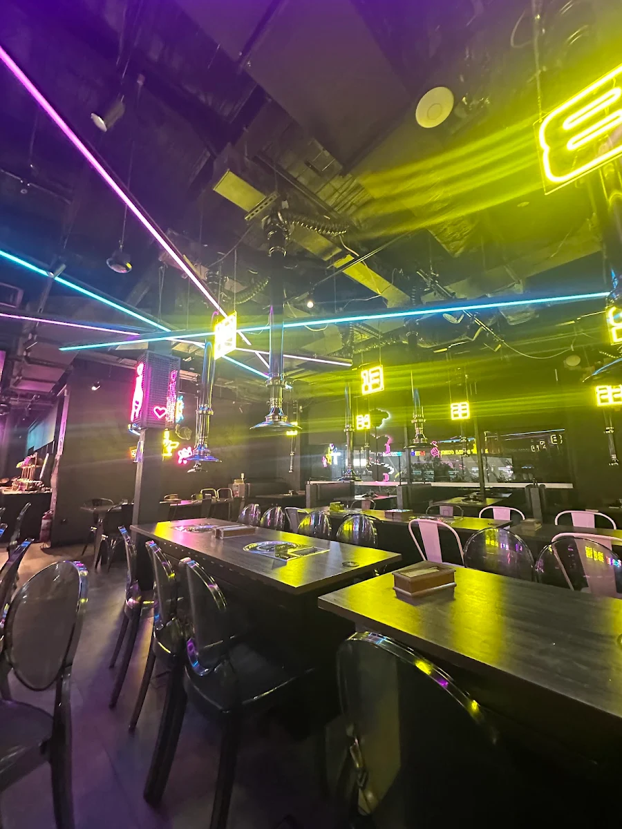 Vibe, BOM KBBQ