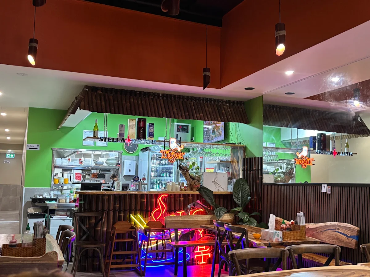 Vibe, Pho Viet Vietnamese Bar & Grill
