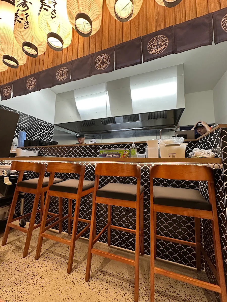 Vibe, Kazumi Ramen Chinatown