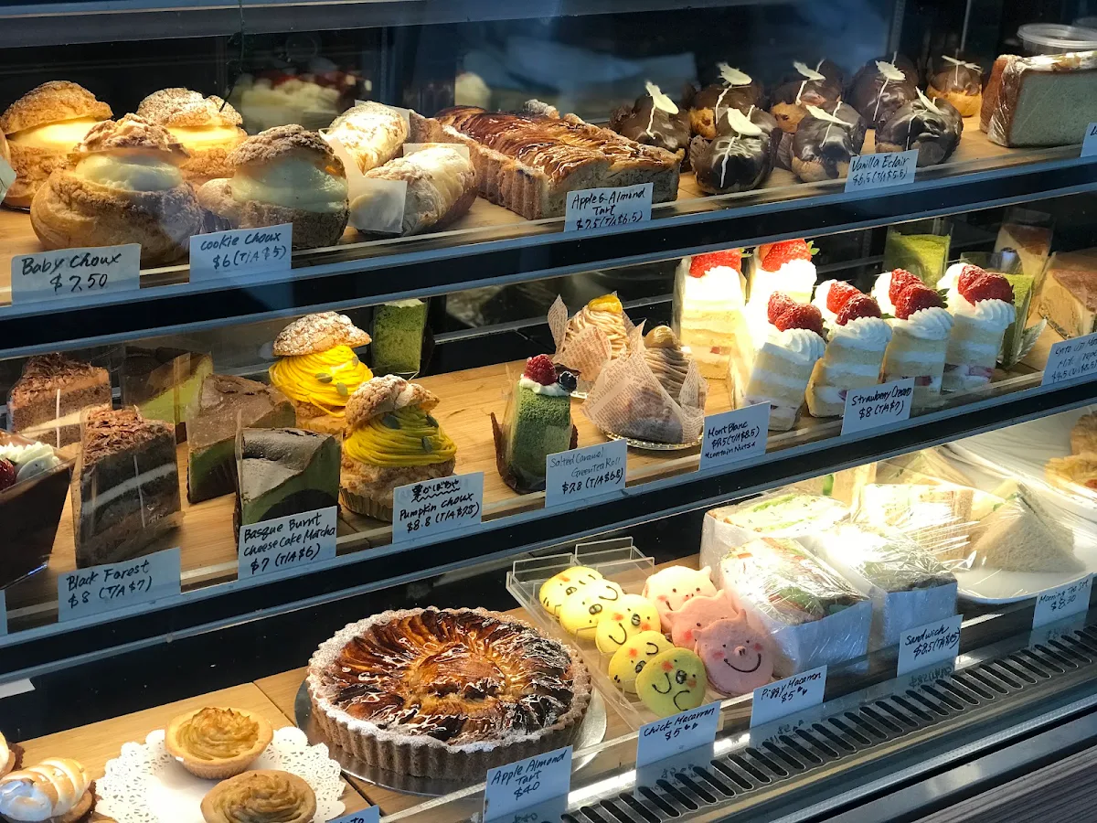 Vibe, L'eclair Patisserie