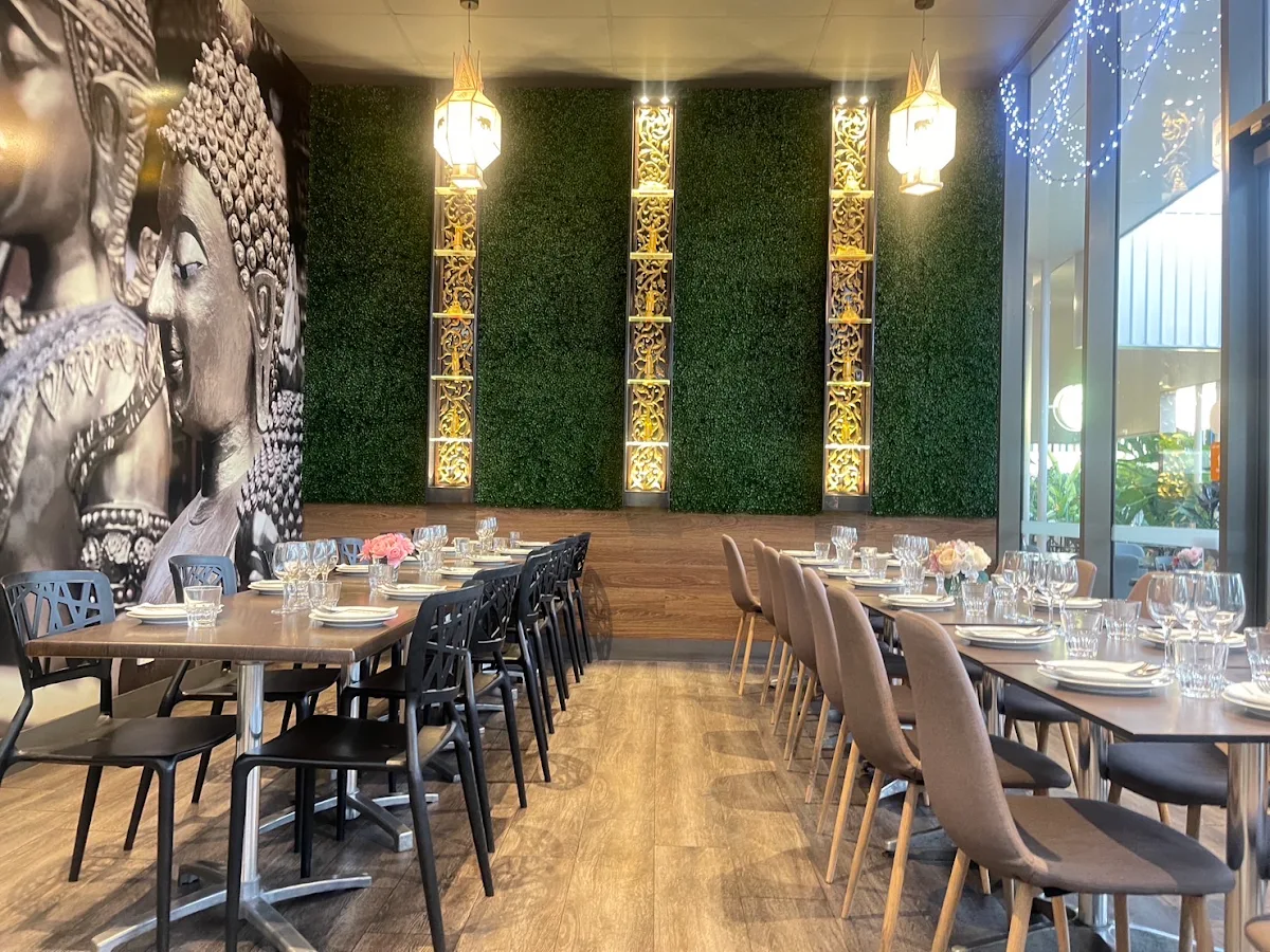 Vibe, Lanna House Thai Restaurant