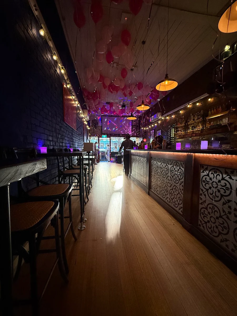 Vibe, Chicano Taqueria