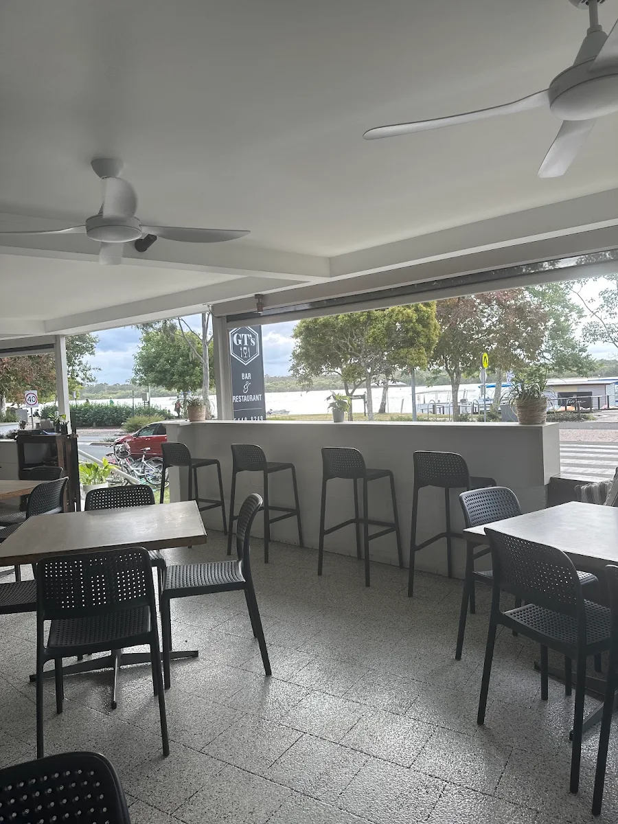 Vibe, GT's Bar & Restaurant Noosa