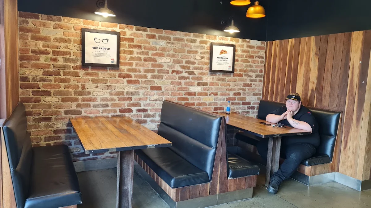 Vibe, Domino's Pizza East Bundaberg